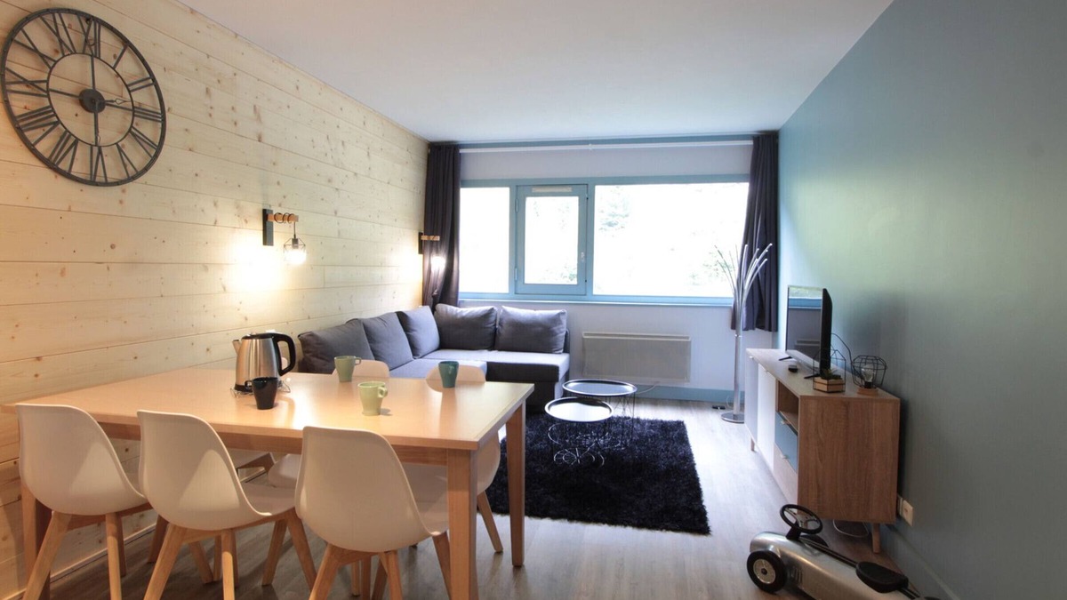 Flaine Apartment | Family-Friendly 3-Room Apartment, Sleeps 8, Near Slopes and Shops in Flaine Forest