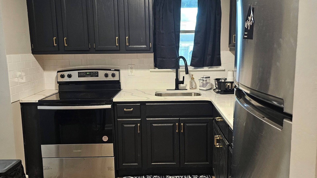 Elkton House | Family-Friendly 4BR Home in Elkton - AC, High-Speed WiFi & Relaxing Vibes
