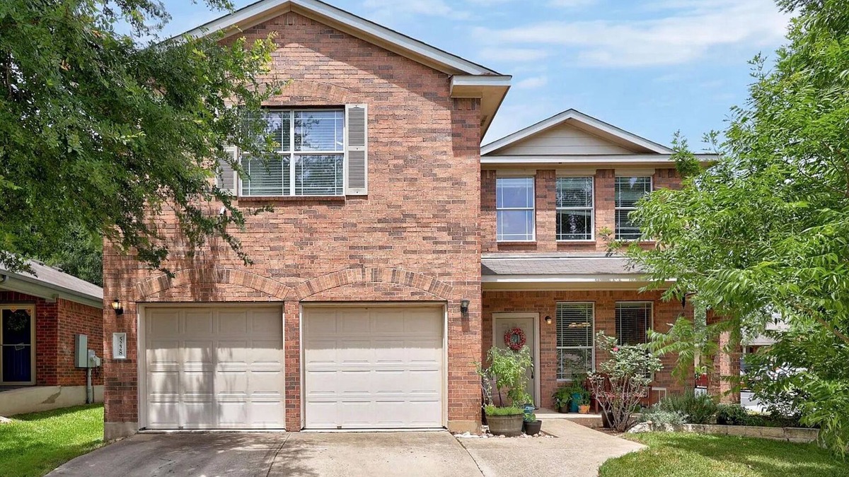 Austin House | Family-Friendly 4BR House with Backyard Oasis & Multi-Month Discounts