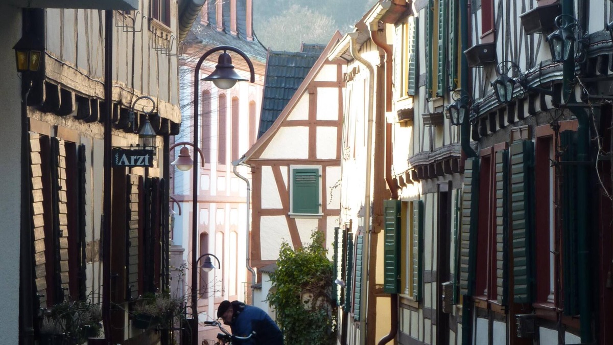 Unkel Apartment | Family-friendly accommodation in the historic old town of Unkel am Rhein