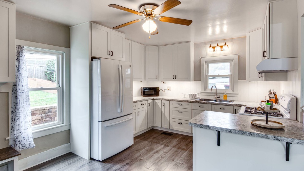 Altoona House | Family-Friendly Altoona Abode w/Spacious Patio!