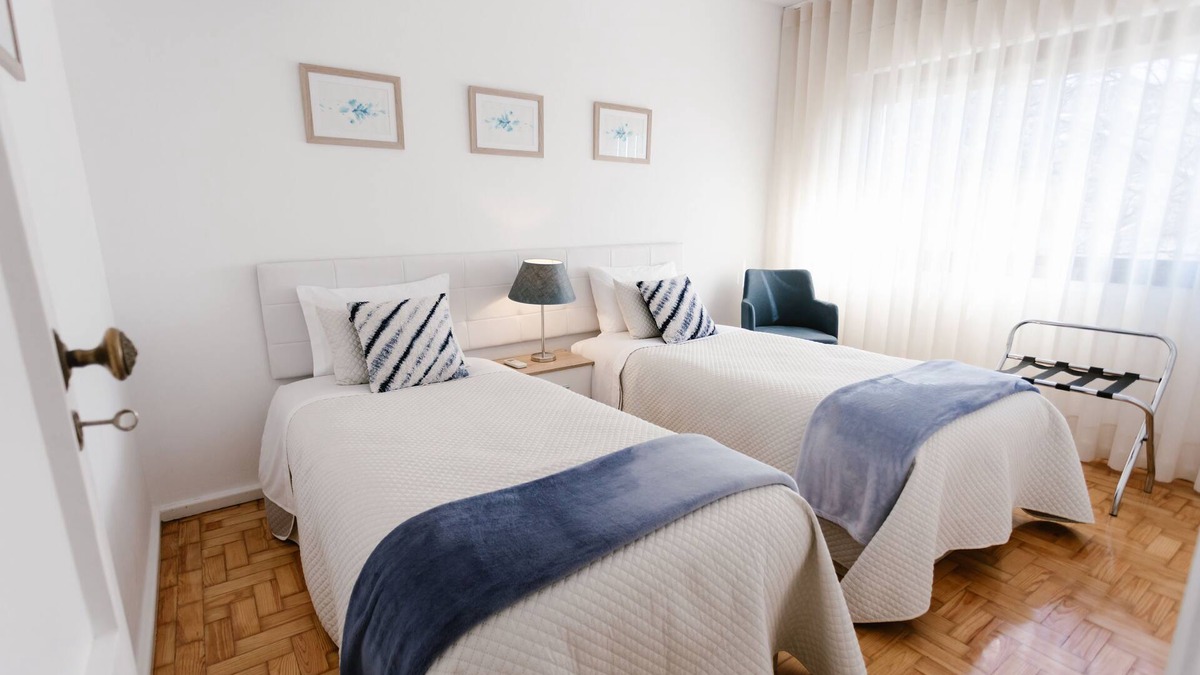 Oliveira do Castelo Apartment | Family-friendly apartment in city center with parking, wifi, air cond.
