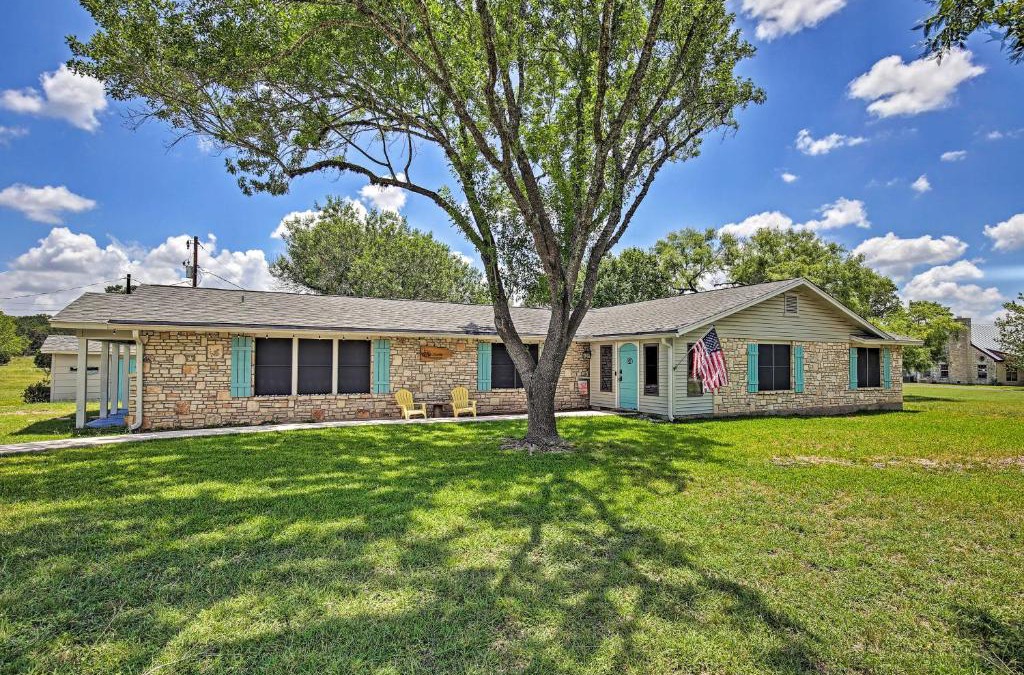 Boerne House | Family-Friendly Boerne Beach House with Patio