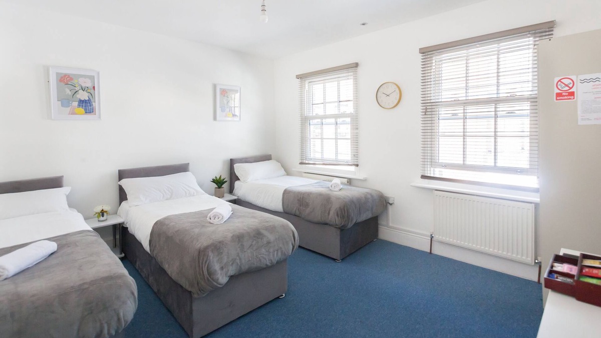 Whitechapel Apartment | Family Friendly Budget Studio in City Center