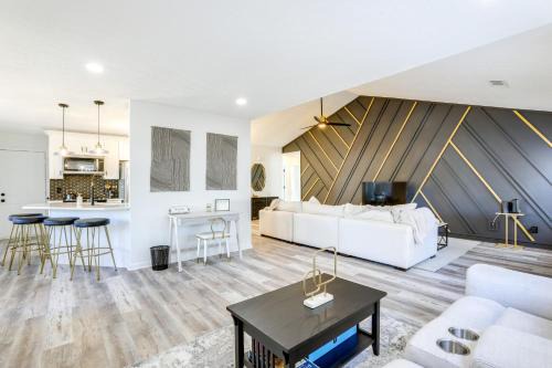 Dacula House | Family-Friendly Dacula Home with Screened Porch!