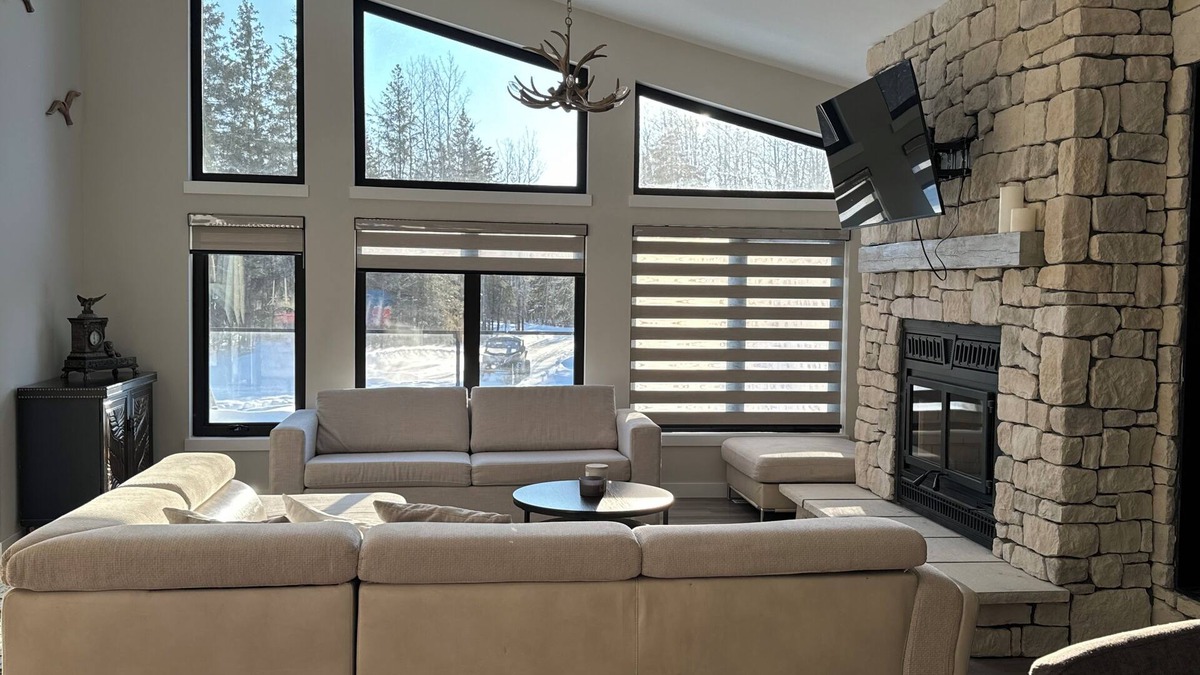 Arnes Cabin | Family friendly, from trails to playground!