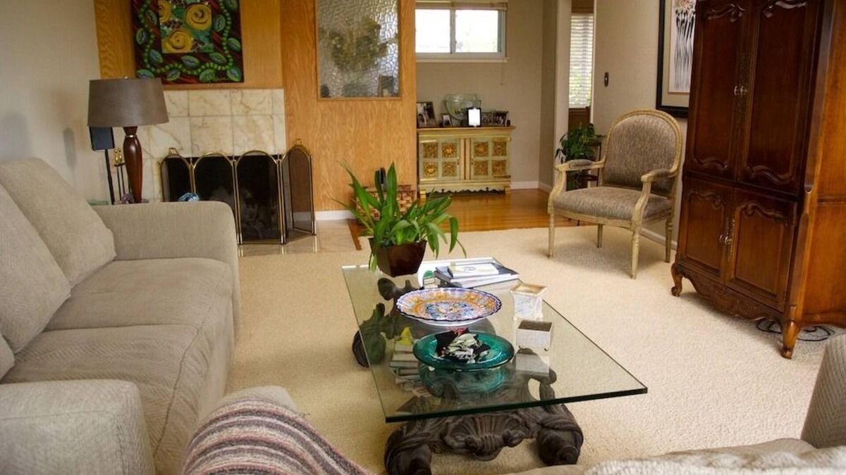 San Bruno House | Family Friendly Great For Two Families views of SF Bay