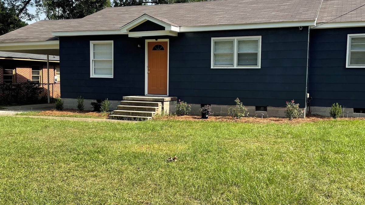 Dawson House | Family Friendly, Home Away From Home