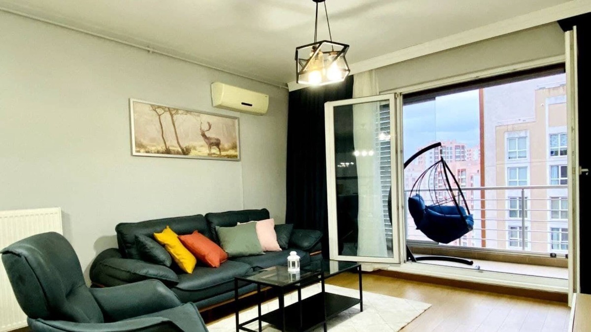 Avcilar Apartment | family friendly house with pool