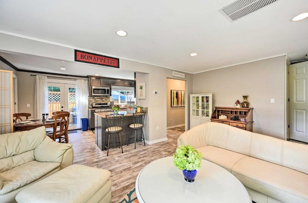 Kirkland House | Family-Friendly Kirkland Home about 1 Mi to Downtown
