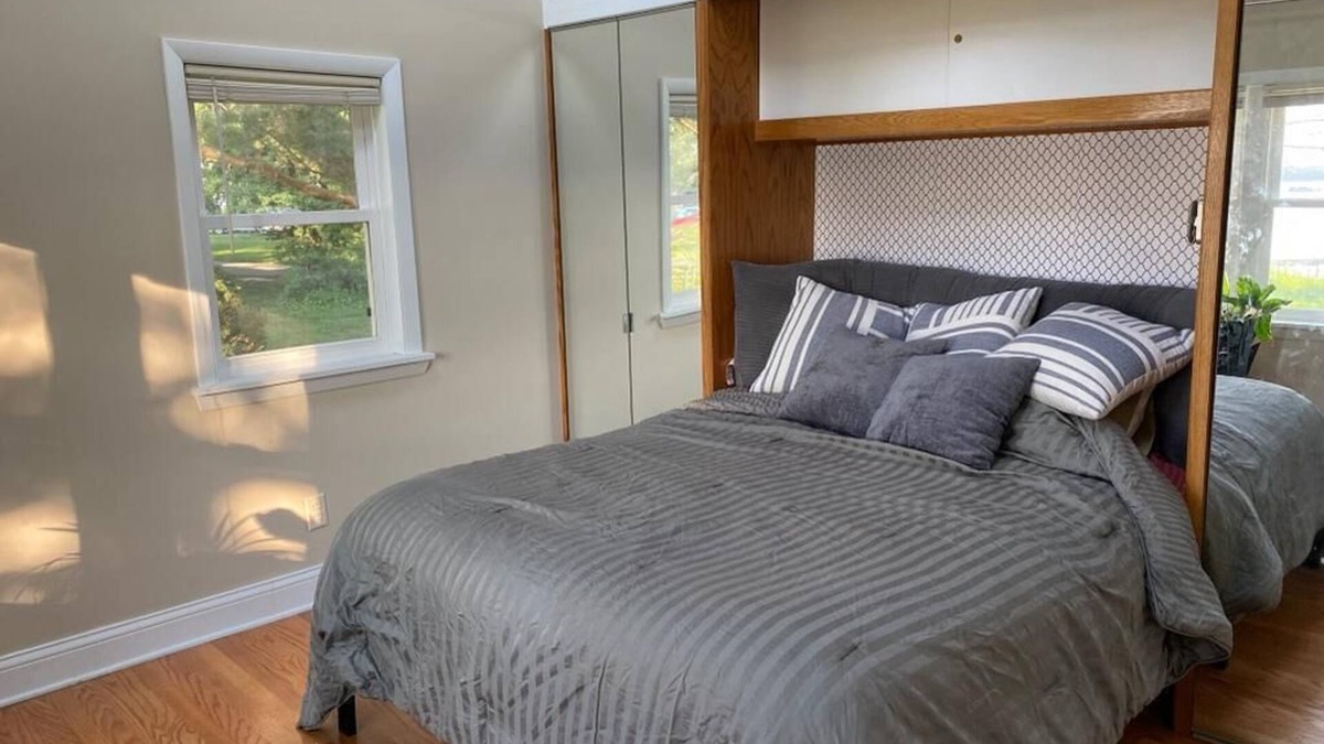 Eagle Lake House | Family Friendly Lakefront Cottage w/Private Dock