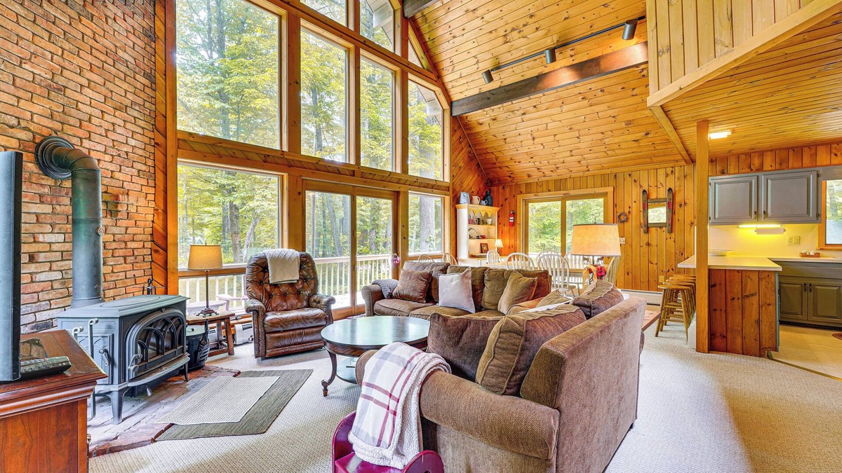 Ludlow Cabin | Family-Friendly Ludlow Cabin on Lake Pauline!