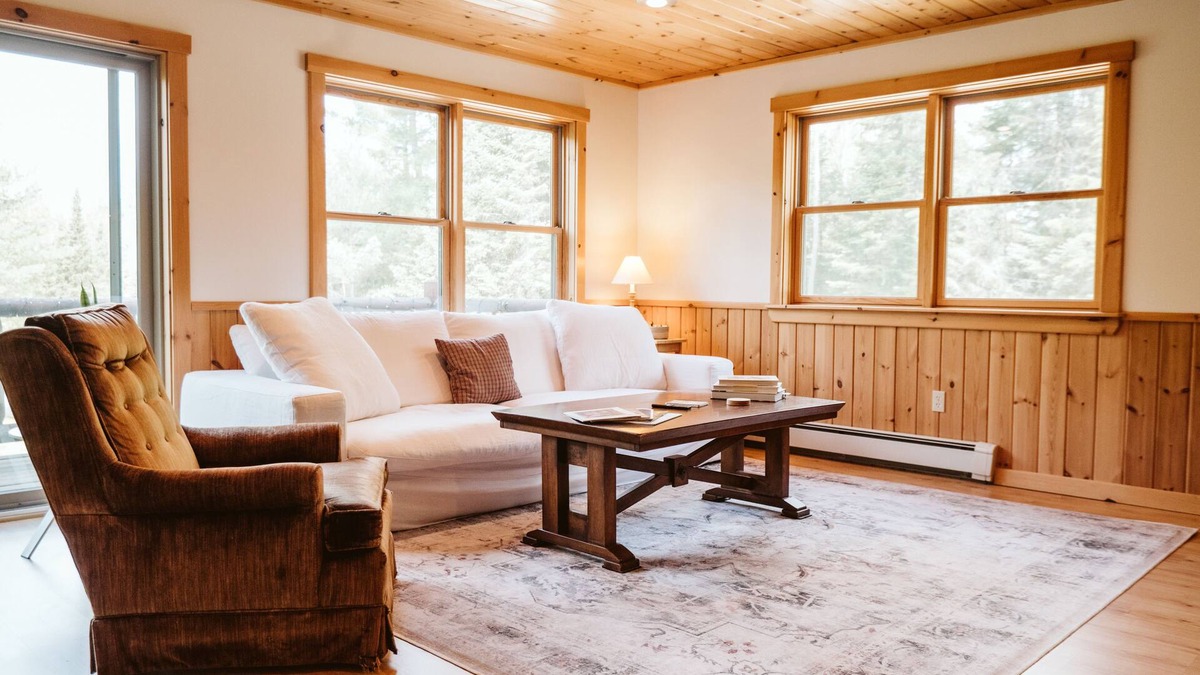 Bethel Cabin | Family-friendly, Luxury Log Cabin Nestled in the Woods - 10 Mins to Sunday River