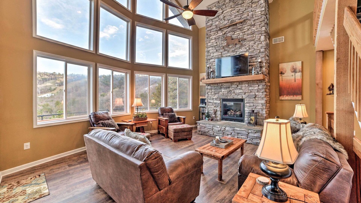 McGaheysville House | Family-Friendly Massanutten Home w/Slope Views!