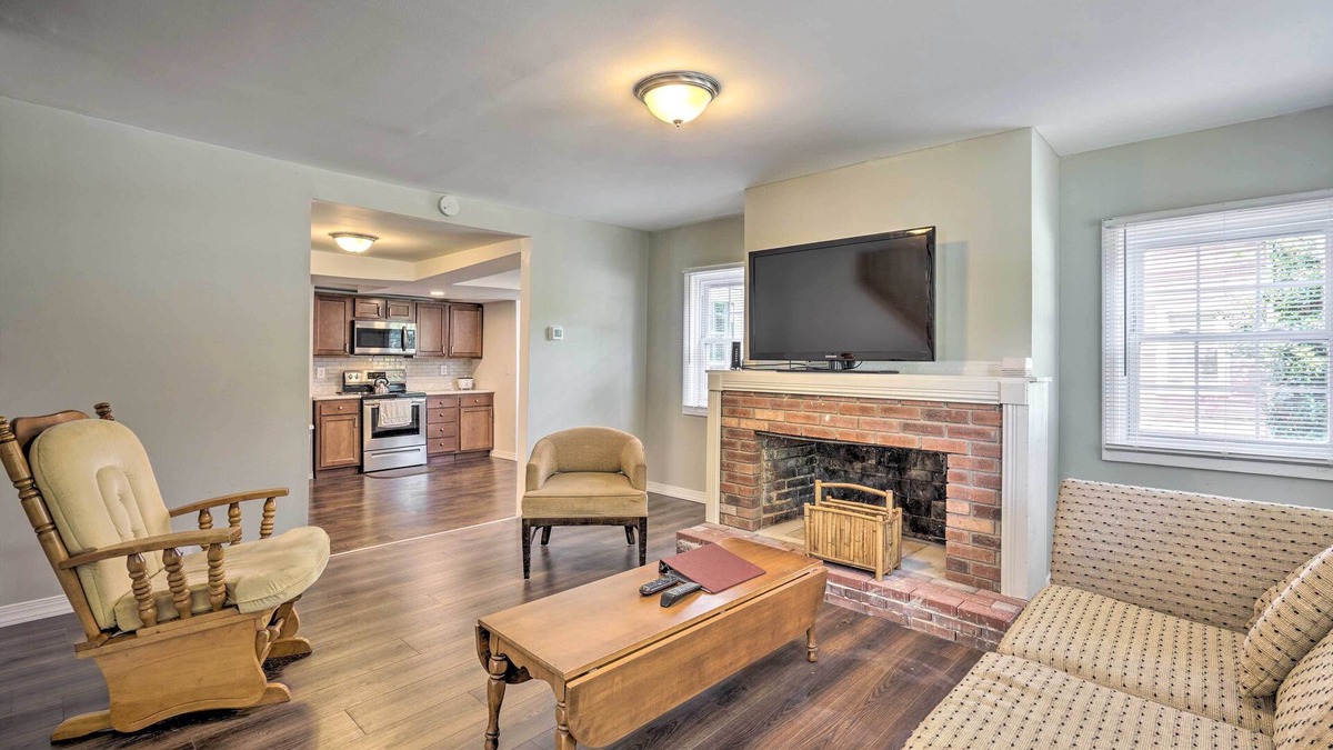 Port Elizabeth House | Family-Friendly Millville Home < 8 Mi to Town