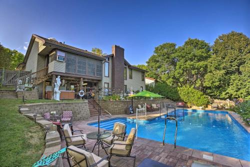 South Central Omaha House | Family-Friendly Omaha Oasis about 10 Mi to Dtwn!
