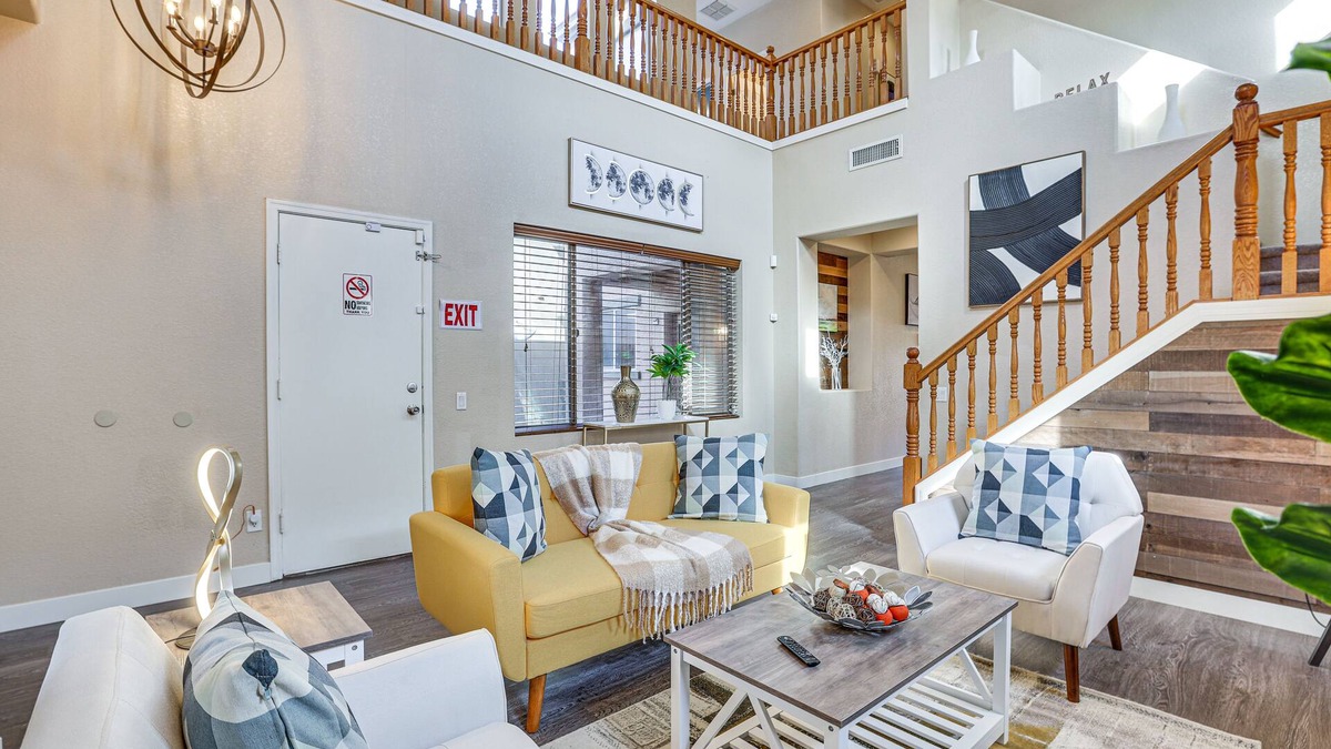 Sheely Farms House | Family-Friendly Phoenix Home: 5 Mi to Westgate!