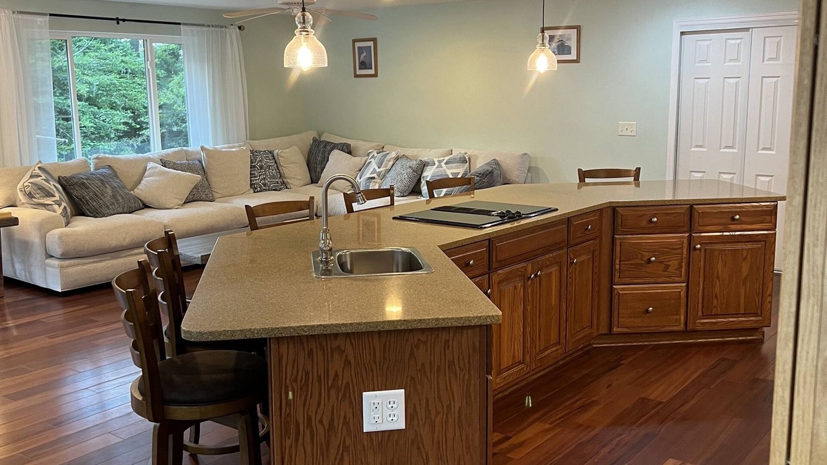 Port Orange House | Family Friendly spacious home - 6 miles from the beach