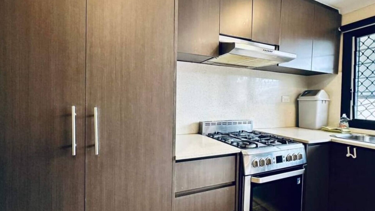 Nadi Apartment | Family Friendly spacious 3 bedroom self contained apartment.