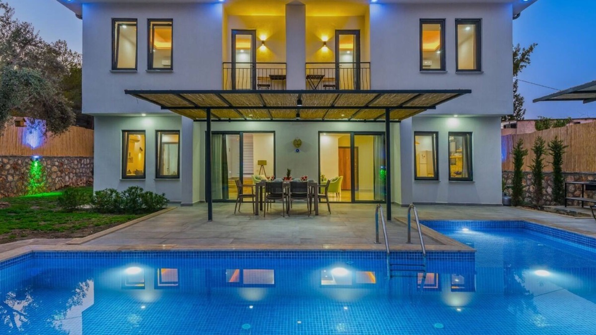 Patara Villa | Family-friendly, spacious villa with 3 bedrooms, outdoor pool and large garden