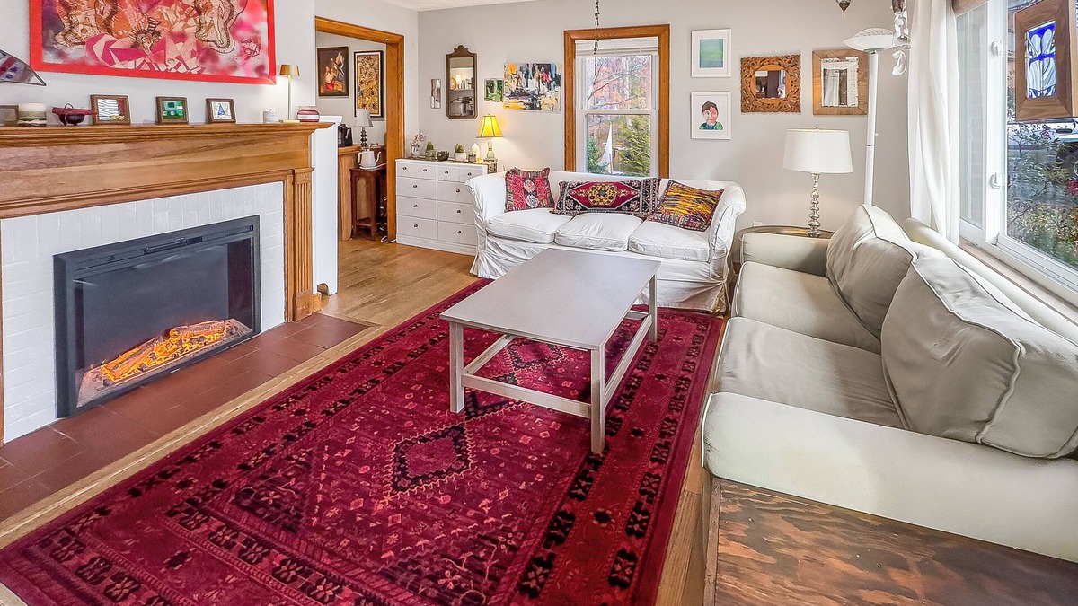 Charlottesville House | Family-Friendly Home Near UVA Toys, Trampoline, Pet-Friendly