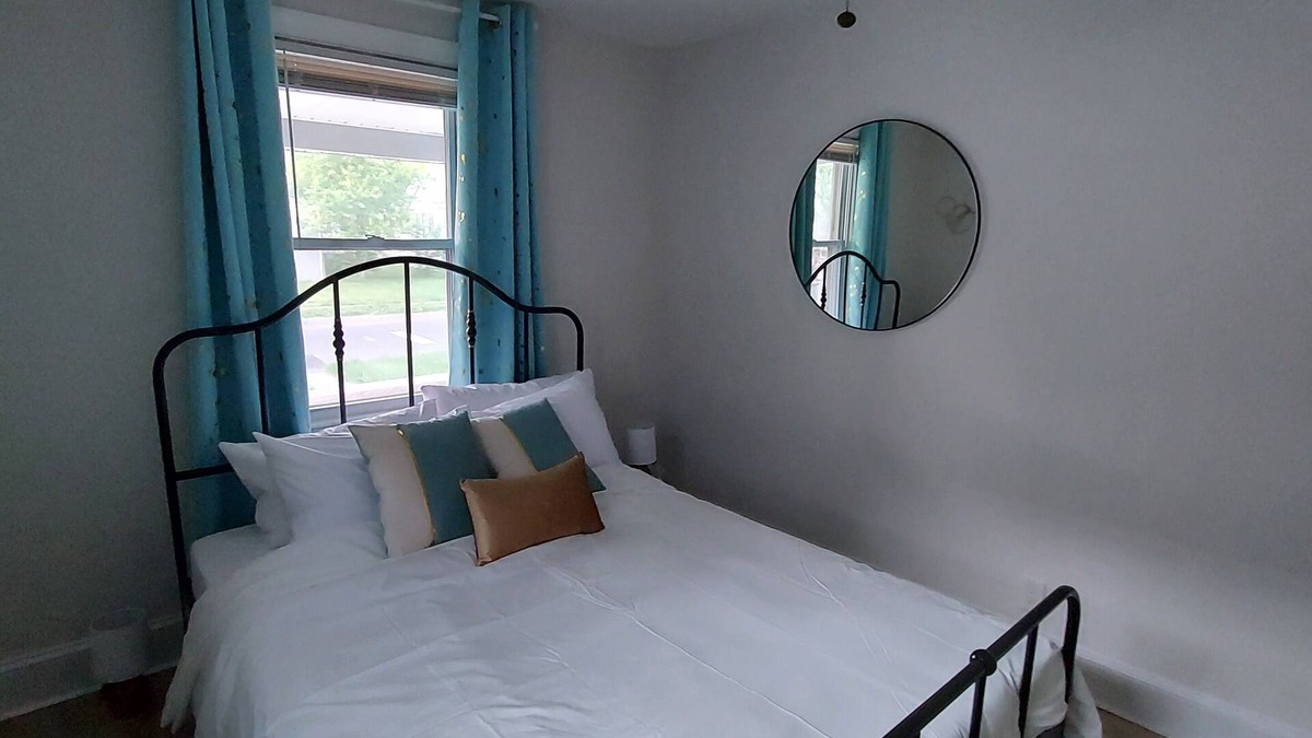 Ewing Apartment | Family Friendly Apt in a Quiet Neighborhood
