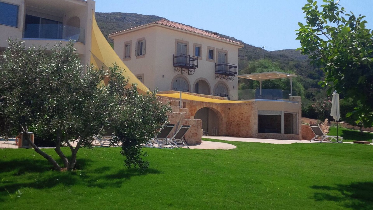 Pylos Villa | Family Friendly Villa, 8-10 Guests, Private Pool, Spa, Sea View