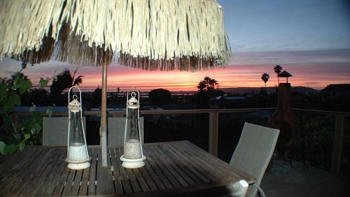 Bay Park House | Family Fun! Mission Bay view! 4bed/3 bath home