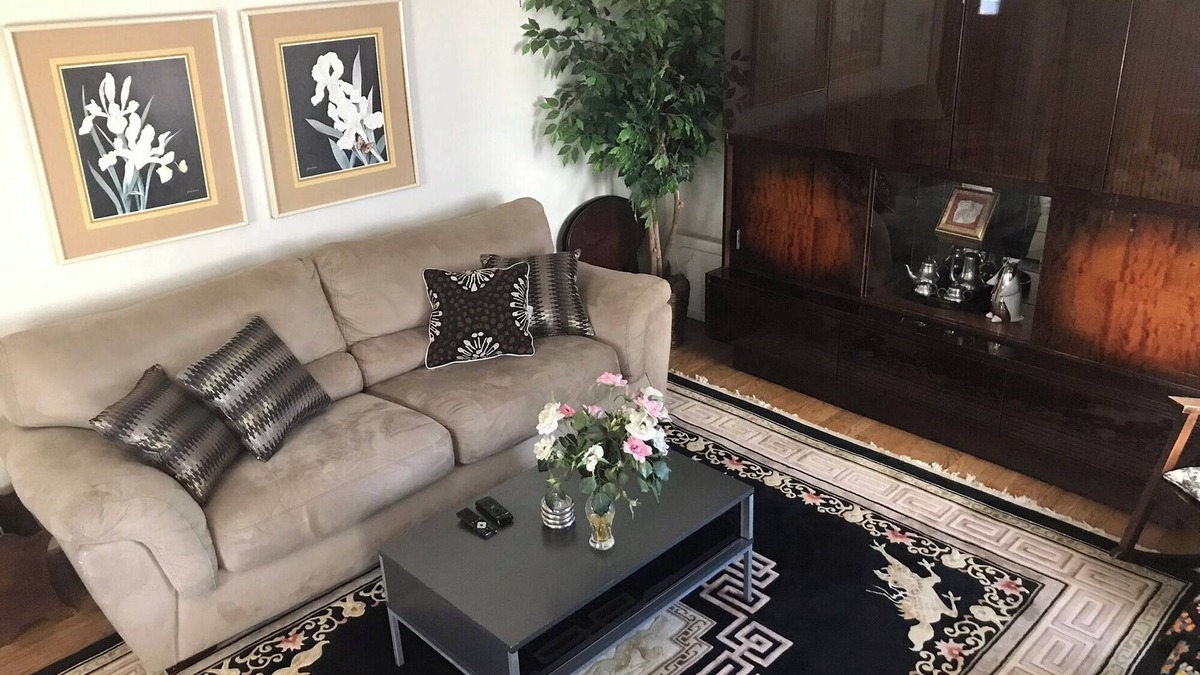 Bellefonte House | Family Fun & Pet Hugs: Cozy 3-bedroom Home away from Home.
