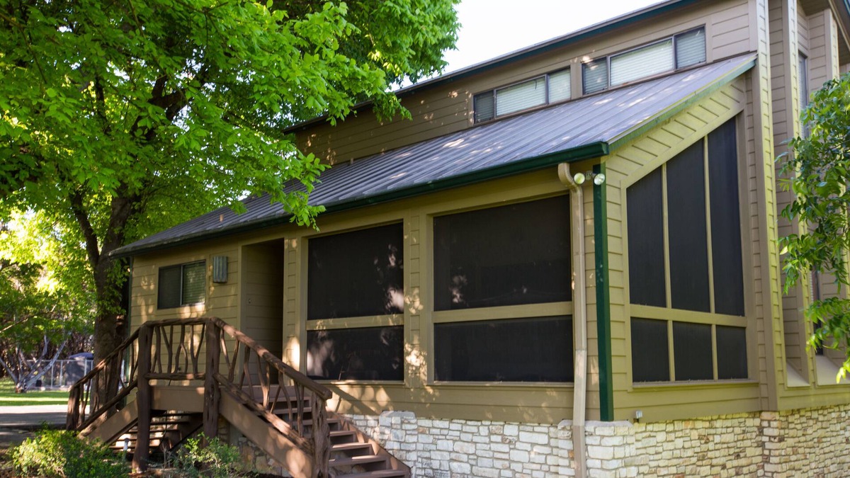 Hunt House | Family Getaway - 3Br/2Ba - ON the Guadalupe River