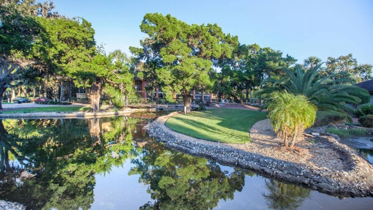 Palm Coast Hotel | Family Getaway! Awesome Accommodation Close to Beverly Beach, w/Kitchen & Golf!