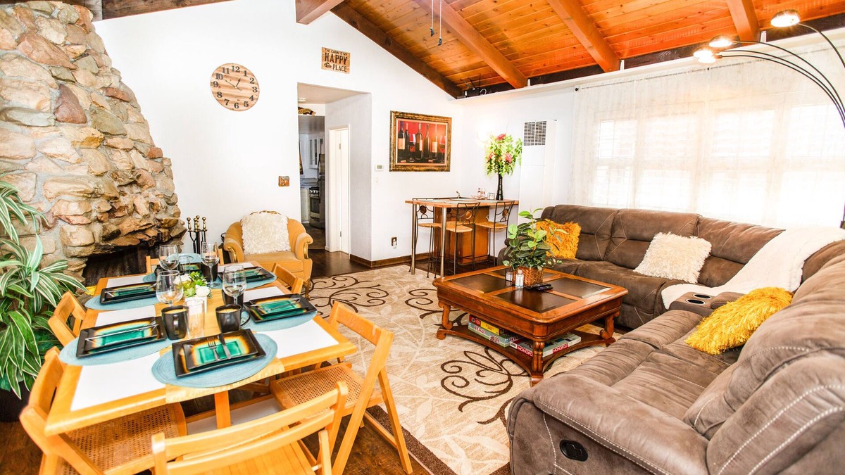 Sugarloaf House | Family Getaway to Big Bear and Mountains