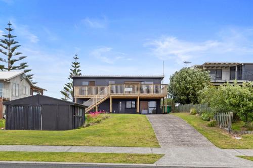 Pukehina House | Family Holiday at the Beach!