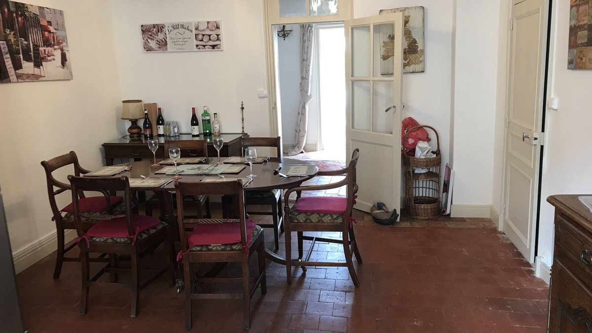 Sancerre House | Family home in the heart of Sancerre 2 mins from the French language school