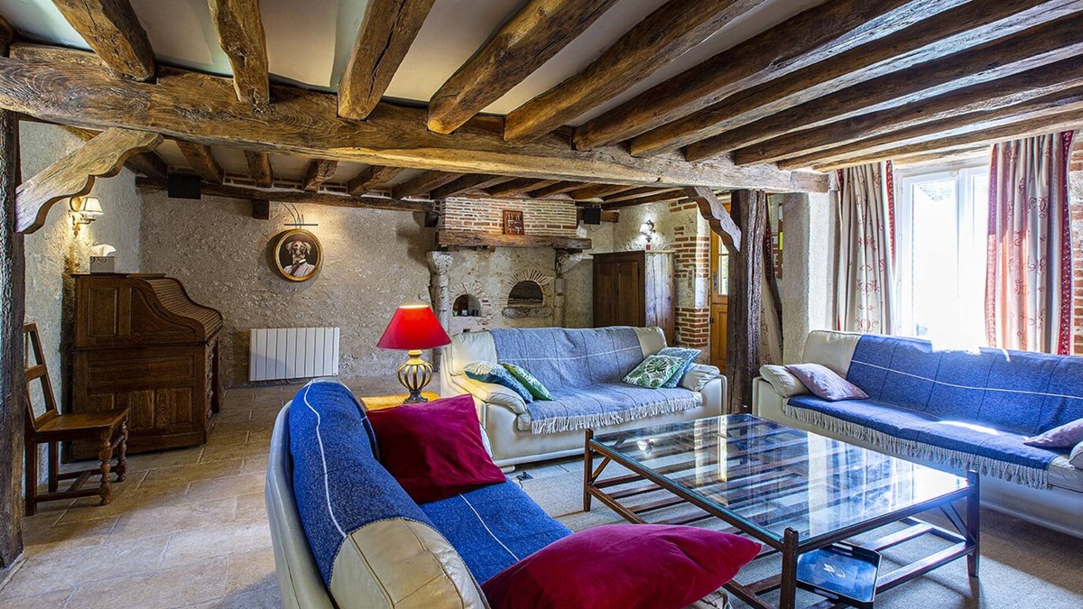Seris House | Family home near Chambord sleeps 10