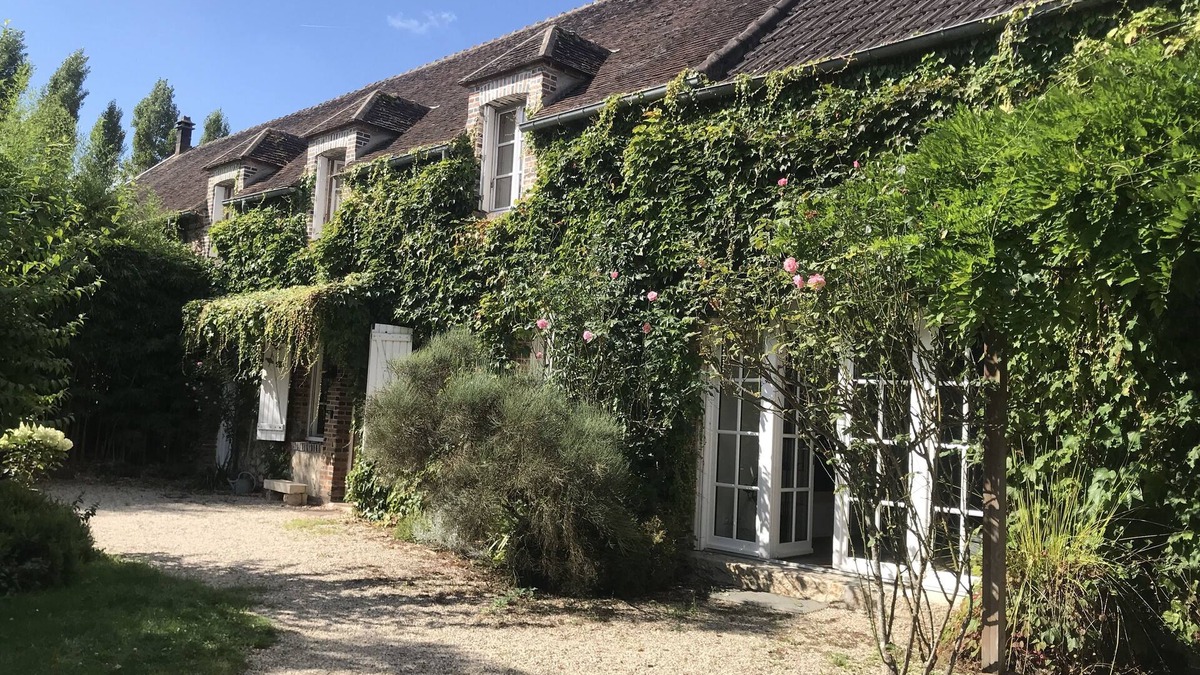 Chaumot House | Family home near Villeneuve-sur-Yonne