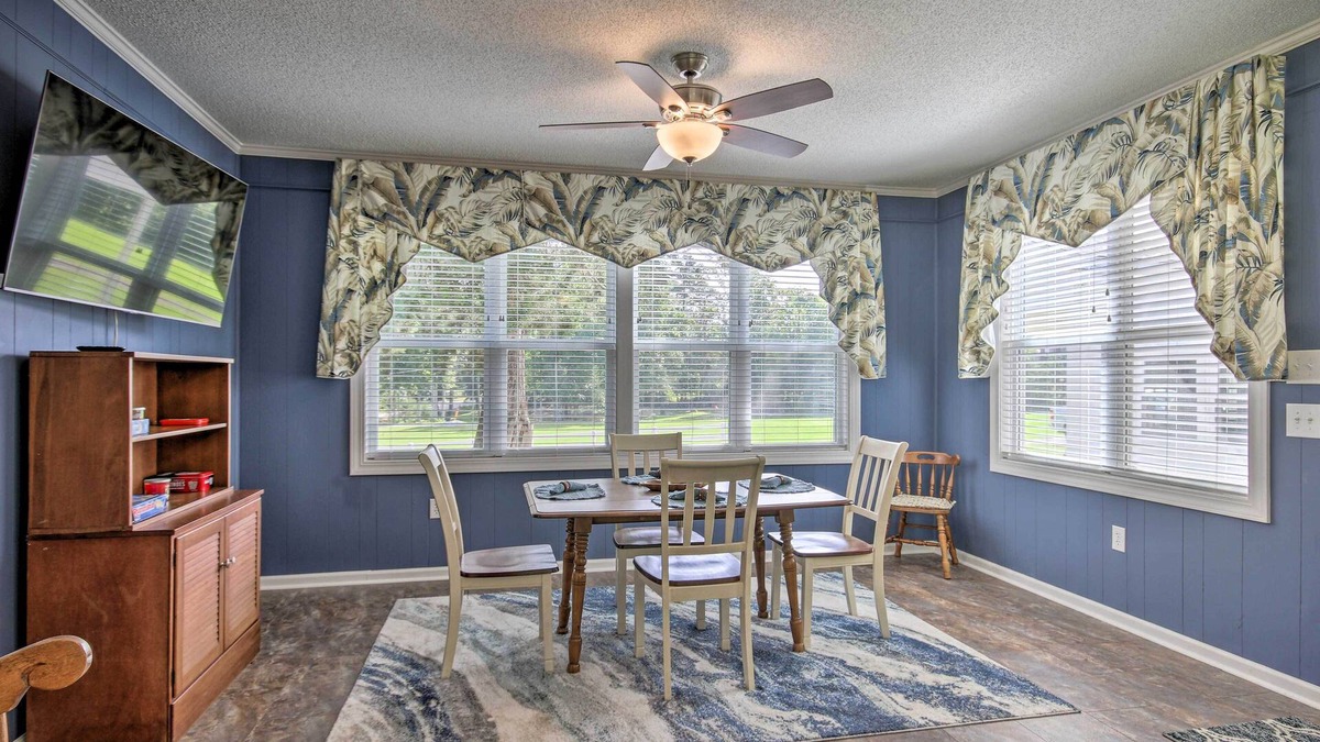 Lexington Cottage | Family Home w/Fire Pit, 2 Mi to Lake Access