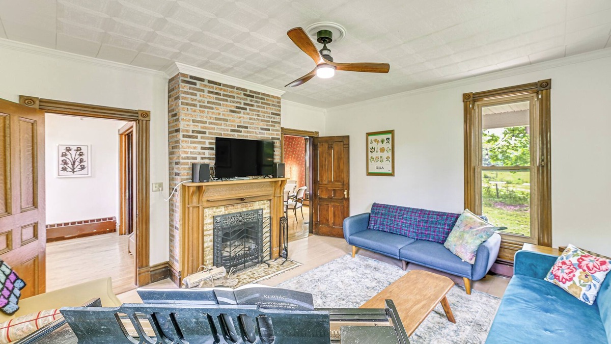 Middleburgh House | Family Home w/Yard & Fire Pit in Middleburgh!
