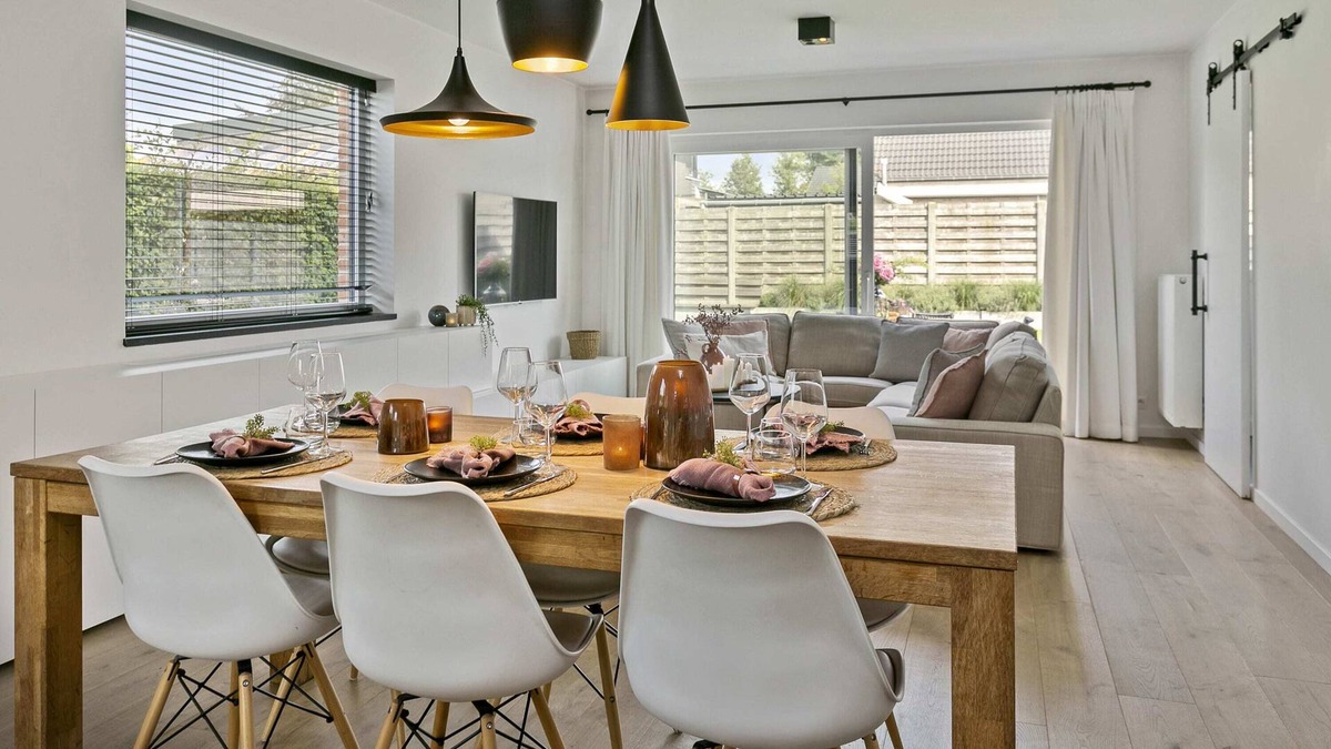 Oedelem House | Family home with garden in the countryside