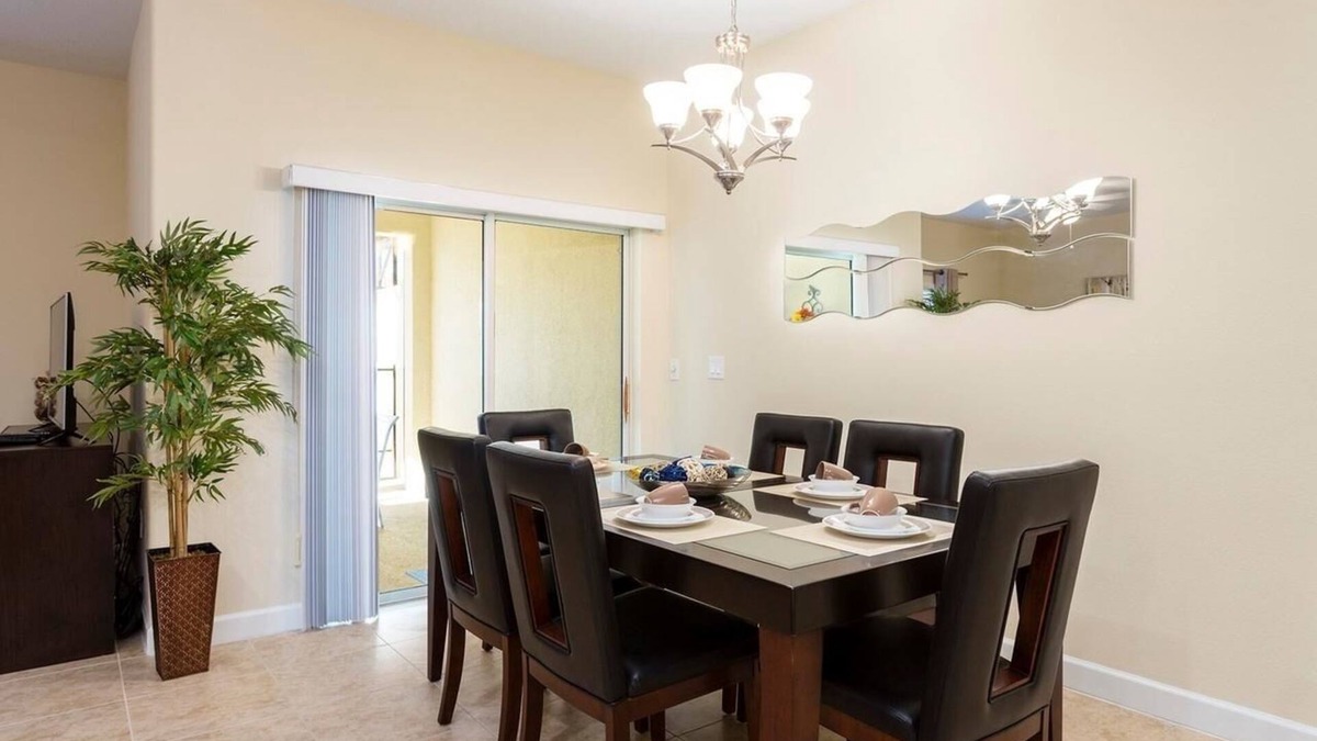La Porte House | Family House 2 bedrooms