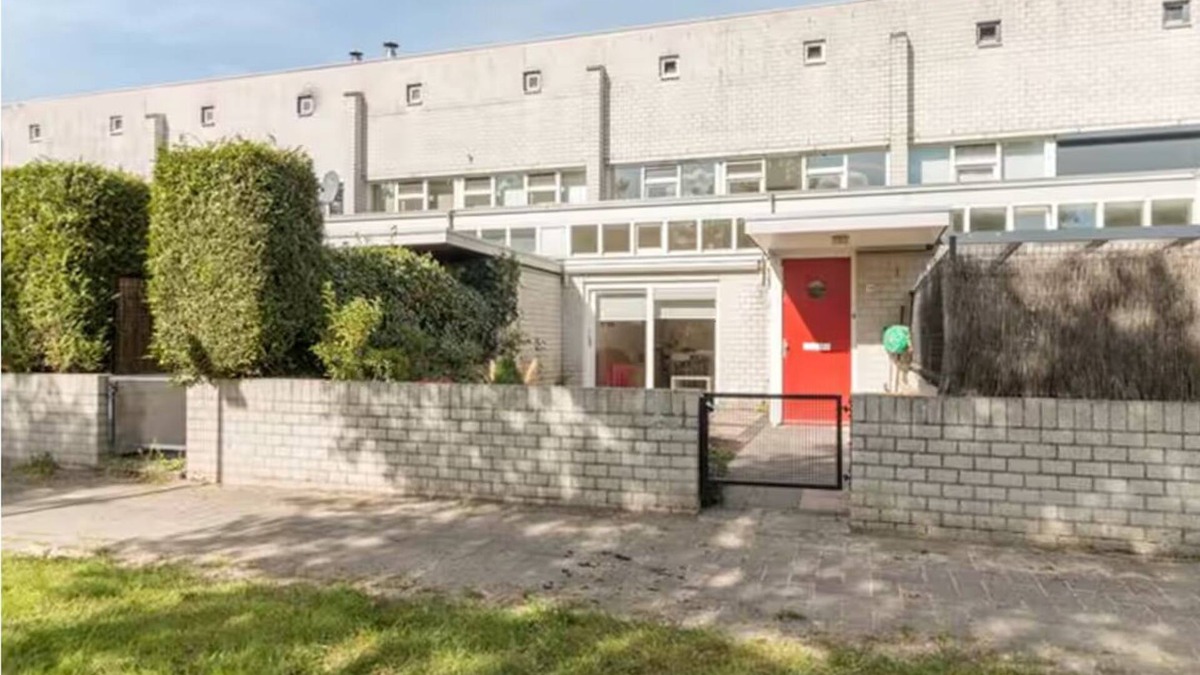 Almere House | Family house nearby train, Amsterdam and Schiphol