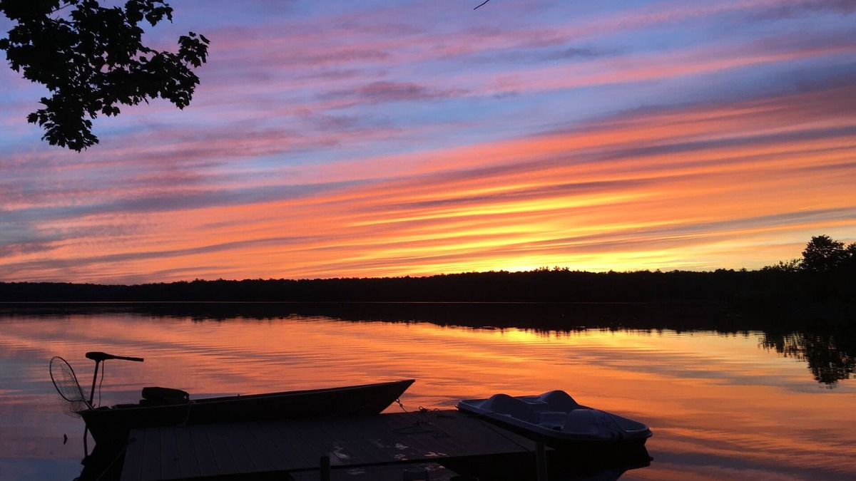 Pocono Summit House | Family lakefront home with private walk-in beach and dock at Stillwater Lake