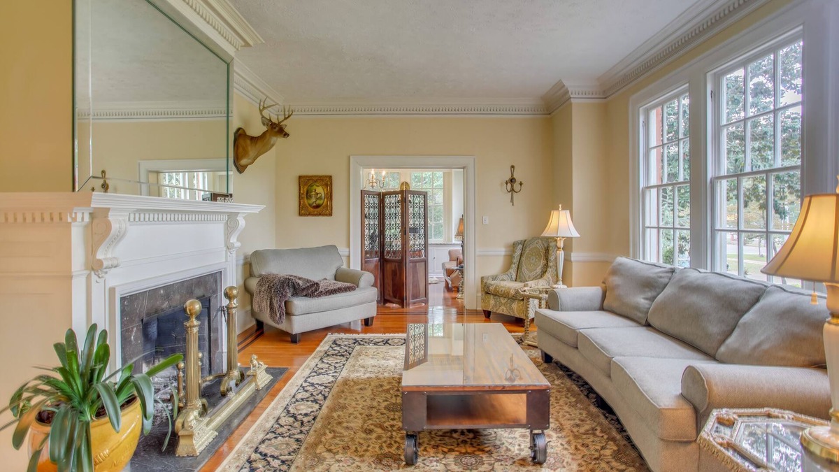 Laurinburg Villa | Family Laurinburg Home w/Private Yard & BBQ