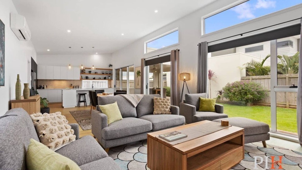 Newhaven House | Family Luxury 3 Bdr King Bed.