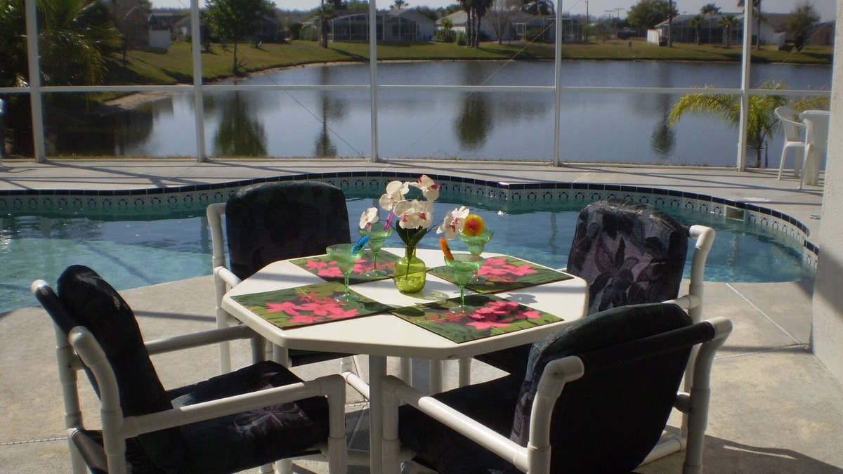 Morgan Point House | Family Memories/Private Pool/Lake View/AC/Grill/Free Wifi/Cable TV/Game Room.