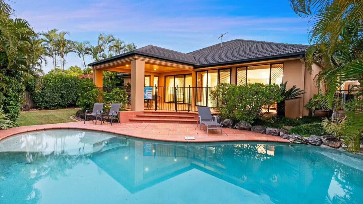 Parkinson House | Family Oasis w/Pool Living Rooms & Peaceful Vibes