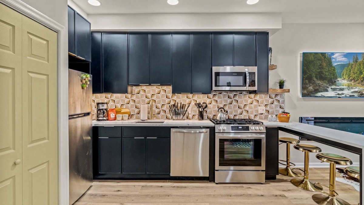 Old City Apartment | Family Oasis with 3BR, Games, WIFI & BBQ