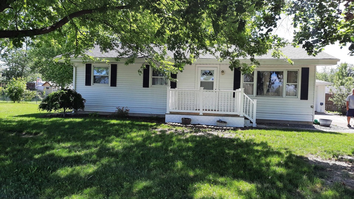 Lacarne House | Family/pet friendly 3 bdrm home Sleep 6 fish cleaning area and boat parking