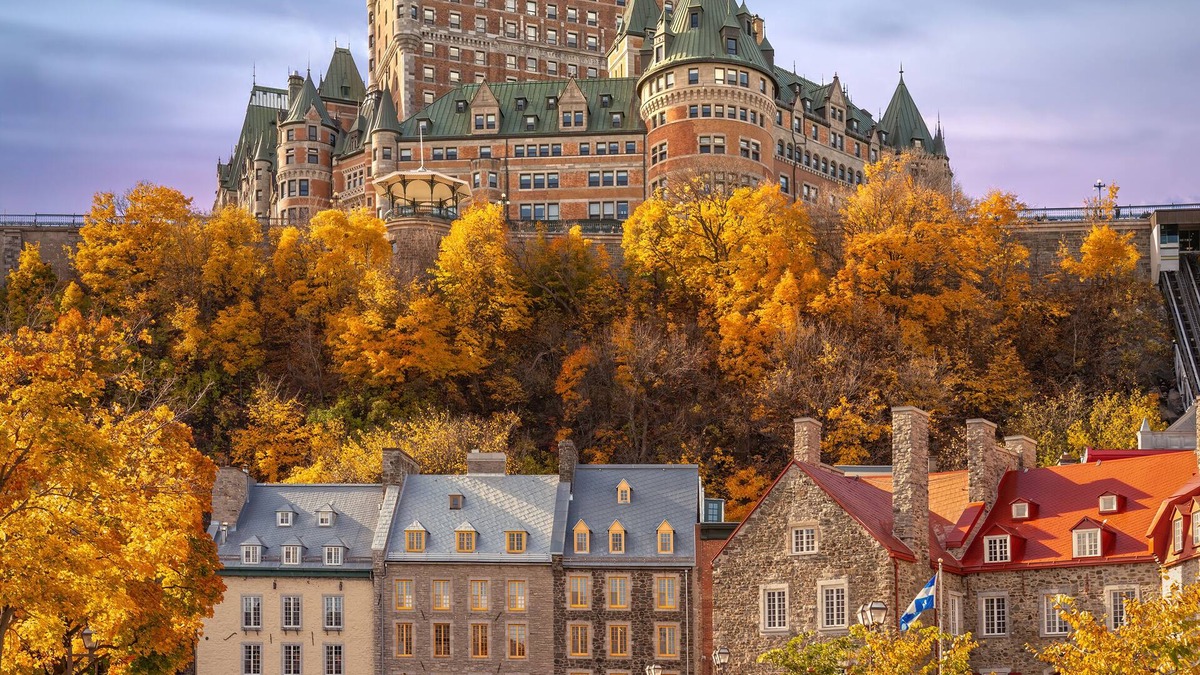 Pointe-de-Sainte-Foy House | Family Retreat – Hot Tub, Whirlpool, Free Wine, Near Old Quebec & Ski