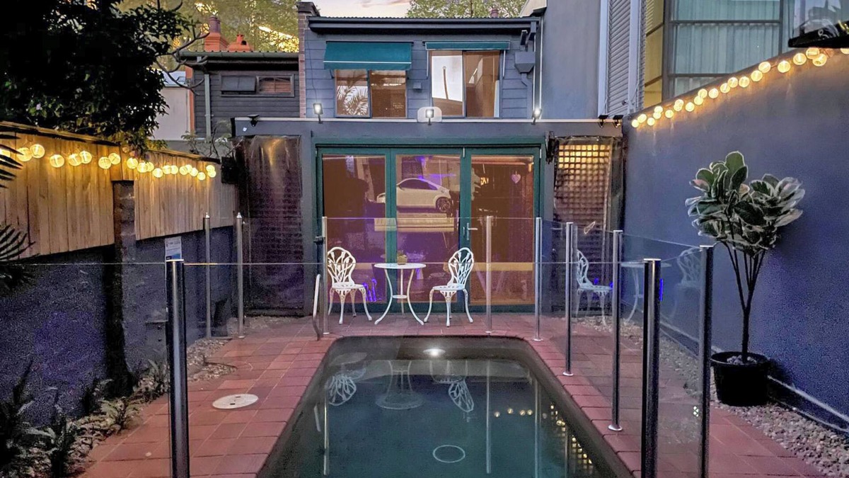 Pyrmont House | Family Retreat: Sydney Harbour, The Star | Pool + Games